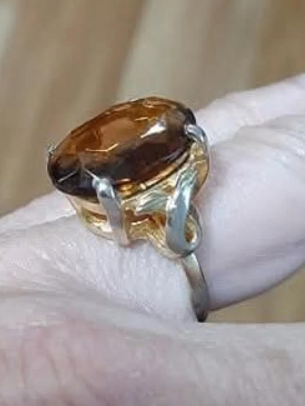 Vintage Chic Sarah Coventry Amber Smoky Topaz Glass Adjustable Ring